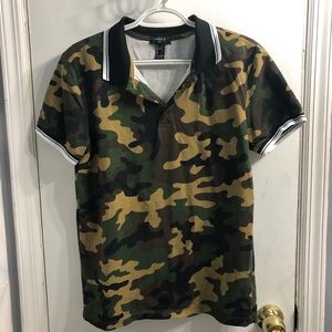 ❣️ 4/$20 - Forever 21 Camo Short Sleeve Polo Shirt